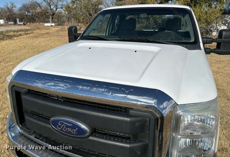 image for item DX3791 2016 Ford F250 Super Duty SuperCab pickup truck