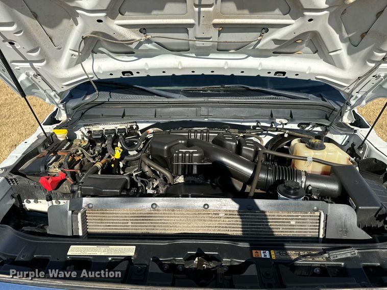 image for item DX3791 2016 Ford F250 Super Duty SuperCab pickup truck