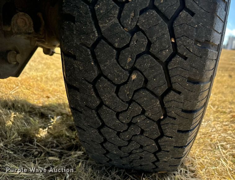 image for item DX3791 2016 Ford F250 Super Duty SuperCab pickup truck