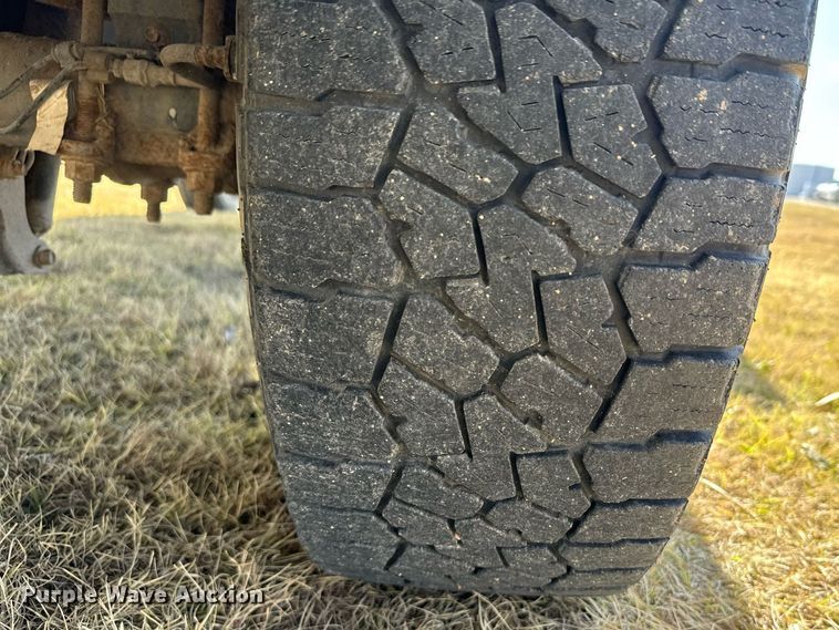 image for item DX3791 2016 Ford F250 Super Duty SuperCab pickup truck