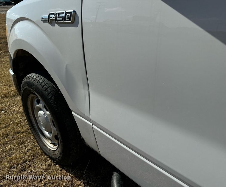 image for item DX3792 2011 Ford F150 SuperCab pickup truck