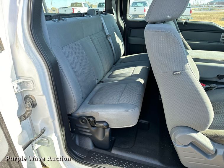 image for item DX3792 2011 Ford F150 SuperCab pickup truck