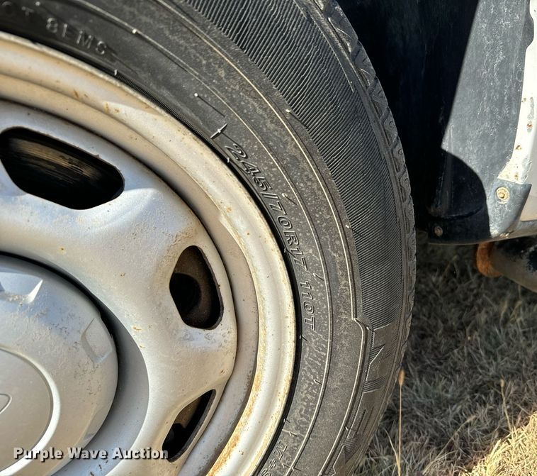 image for item DX3792 2011 Ford F150 SuperCab pickup truck