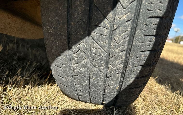 image for item DX3792 2011 Ford F150 SuperCab pickup truck