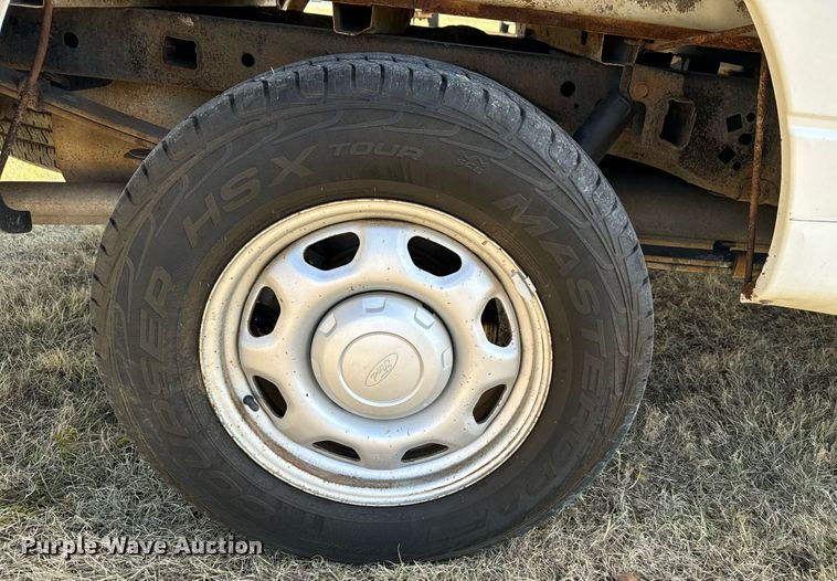 image for item DX3792 2011 Ford F150 SuperCab pickup truck