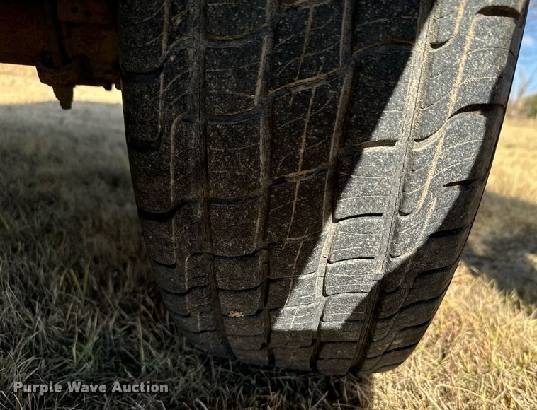 image for item DX3792 2011 Ford F150 SuperCab pickup truck