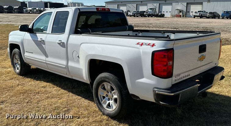 image for item DX3793 2015 Chevrolet Silverado 1500 Double Cab pickup truck