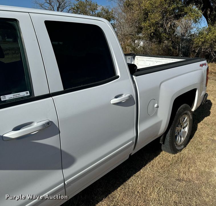 image for item DX3793 2015 Chevrolet Silverado 1500 Double Cab pickup truck