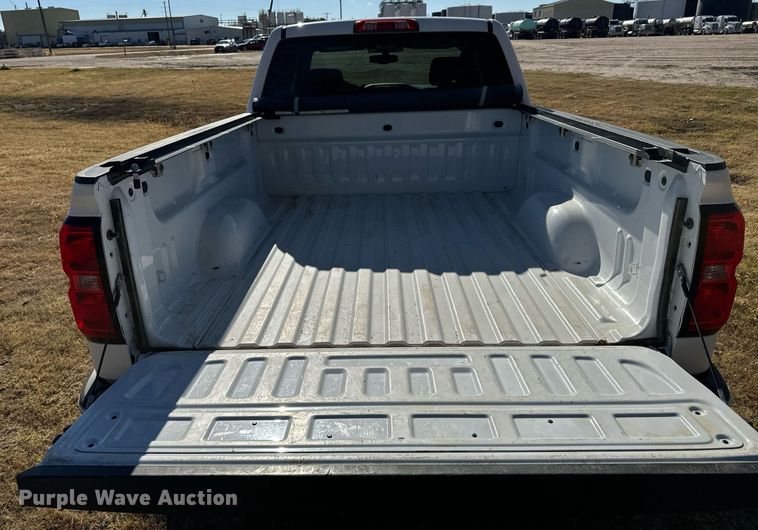 image for item DX3793 2015 Chevrolet Silverado 1500 Double Cab pickup truck