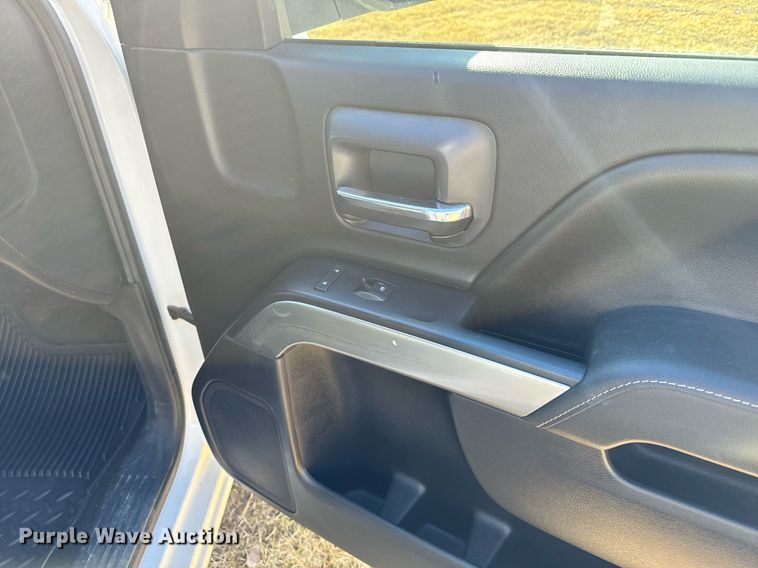 image for item DX3793 2015 Chevrolet Silverado 1500 Double Cab pickup truck