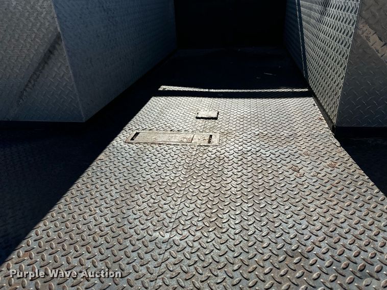 image for item DX3802 2008 Dodge Ram 5500HD Quad Cab flatbed truck