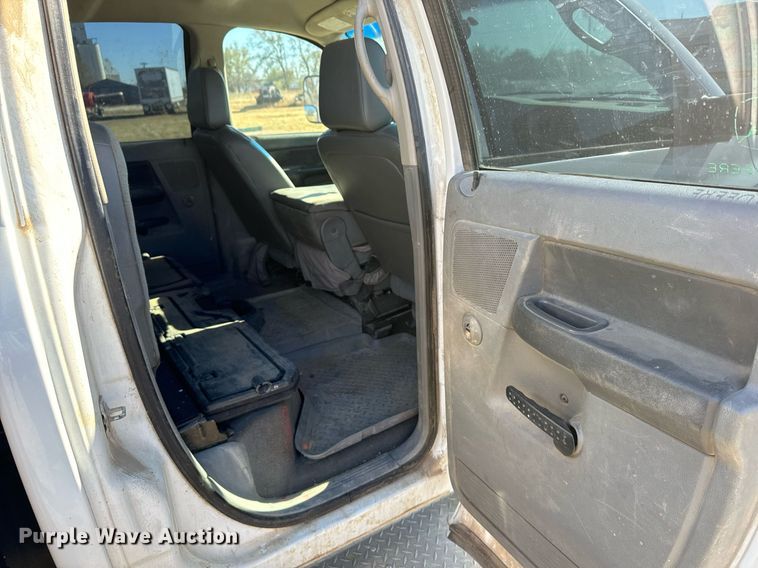 image for item DX3802 2008 Dodge Ram 5500HD Quad Cab flatbed truck