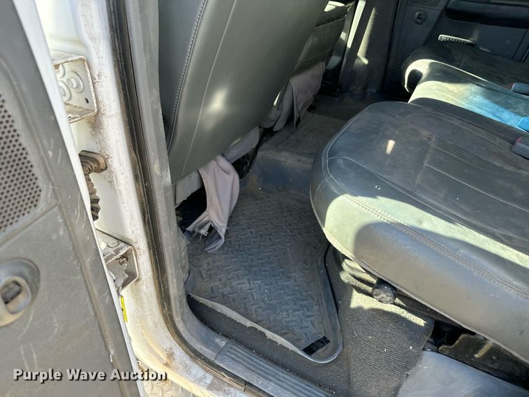 image for item DX3802 2008 Dodge Ram 5500HD Quad Cab flatbed truck