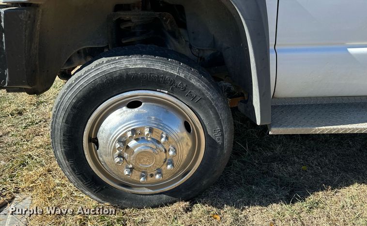 image for item DX3802 2008 Dodge Ram 5500HD Quad Cab flatbed truck