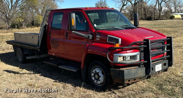 image for item DX3805 2004 GMC C4500 flatbed truck