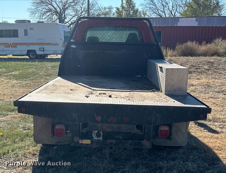 image for item DX3805 2004 GMC C4500 flatbed truck