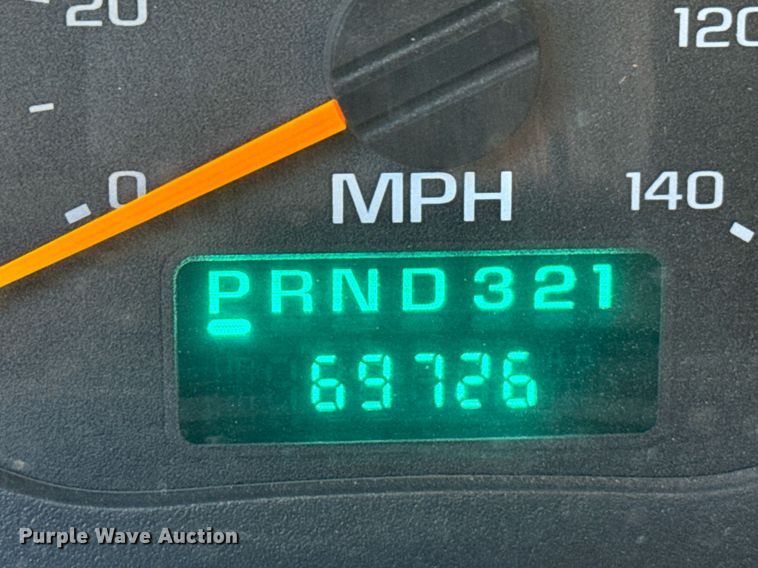 image for item DX3805 2004 GMC C4500 flatbed truck