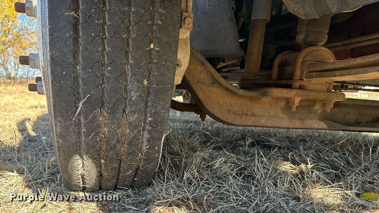 image for item DX3805 2004 GMC C4500 flatbed truck