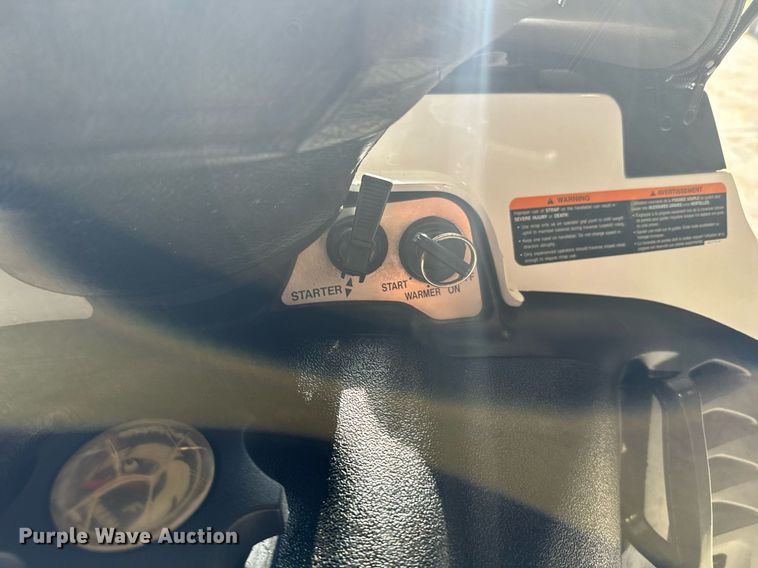 image for item DX3815 2000 Yamaha Phazer 500 snowmobile