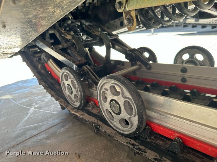 image for item DX3815 2000 Yamaha Phazer 500 snowmobile