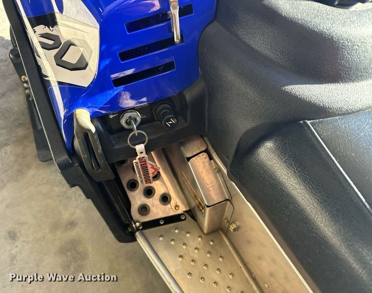 image for item DX3817 2014 Yamaha 120 SRX snowmobile