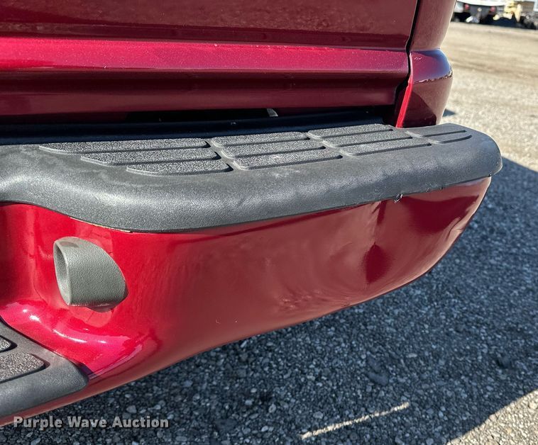 image for item EG2232 1998 Chevrolet S10 Ext. Cab pickup truck