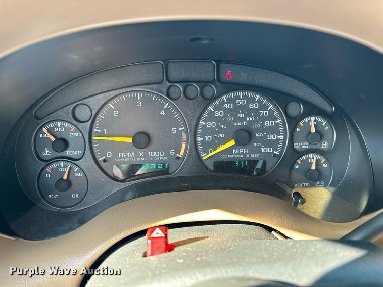 image for item EG2232 1998 Chevrolet S10 Ext. Cab pickup truck