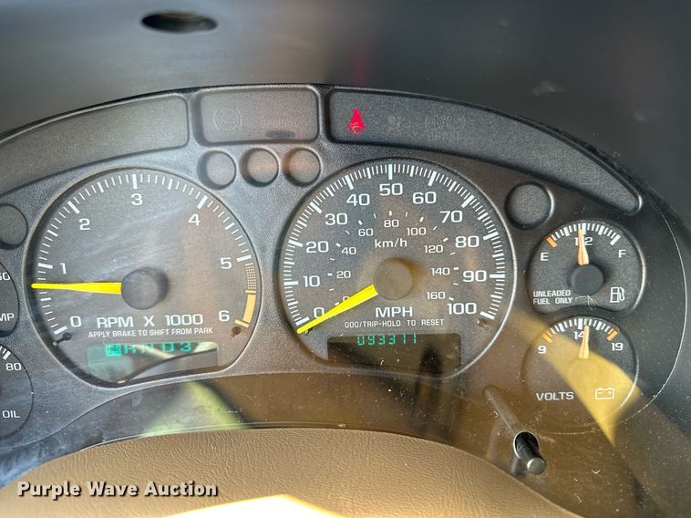 image for item EG2232 1998 Chevrolet S10 Ext. Cab pickup truck