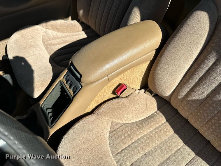 image for item EG2232 1998 Chevrolet S10 Ext. Cab pickup truck