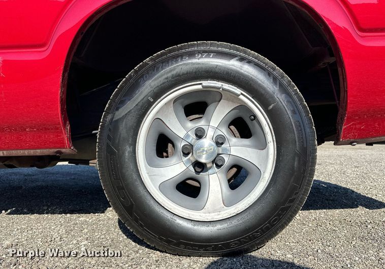 image for item EG2232 1998 Chevrolet S10 Ext. Cab pickup truck