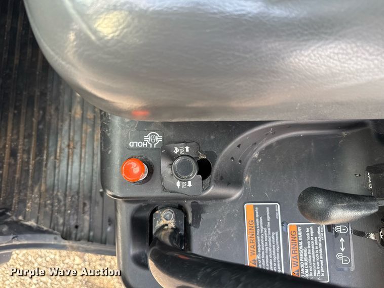 image for item EG2243 2019 Kubota RTV-X1100C utility vehicle