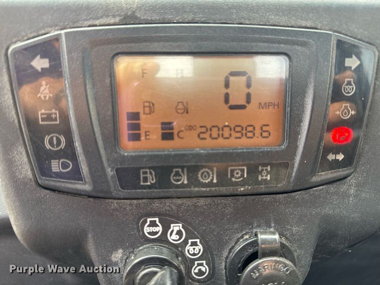 image for item EG2243 2019 Kubota RTV-X1100C utility vehicle