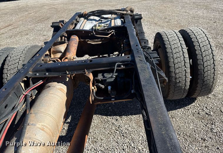 image for item EG2278 2012 Ford F550 Super Duty truck cab and chassis