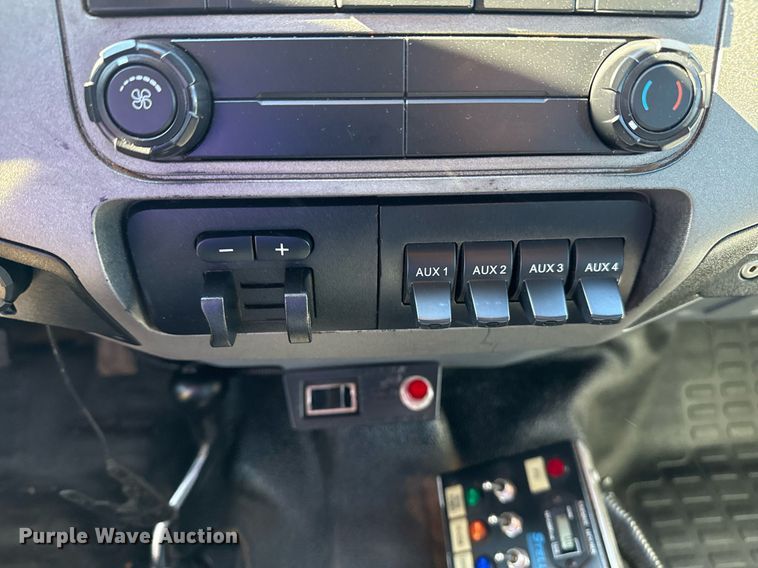 image for item EG2278 2012 Ford F550 Super Duty truck cab and chassis