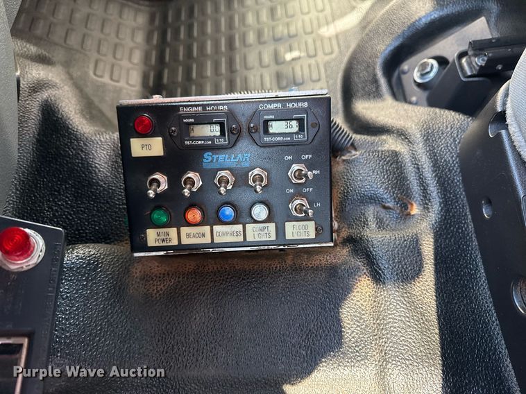 image for item EG2278 2012 Ford F550 Super Duty truck cab and chassis