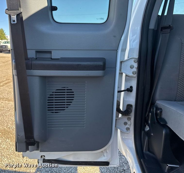 image for item EG2278 2012 Ford F550 Super Duty truck cab and chassis