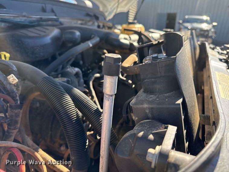 image for item EG2278 2012 Ford F550 Super Duty truck cab and chassis