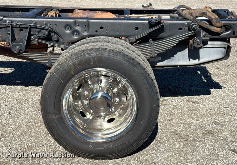 image for item EG2278 2012 Ford F550 Super Duty truck cab and chassis