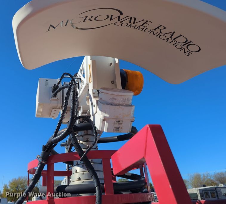 image for item EG2280 2007 Ford E350 mobile command center van