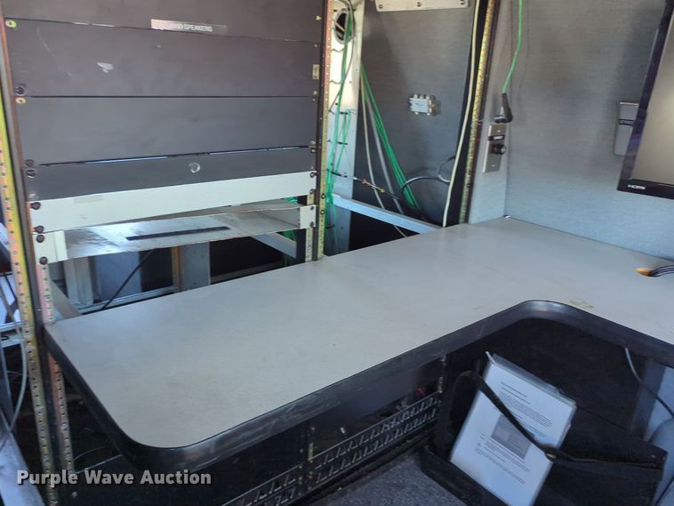 image for item EG2280 2007 Ford E350 mobile command center van