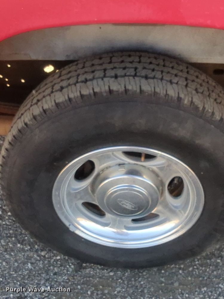 image for item EG2280 2007 Ford E350 mobile command center van