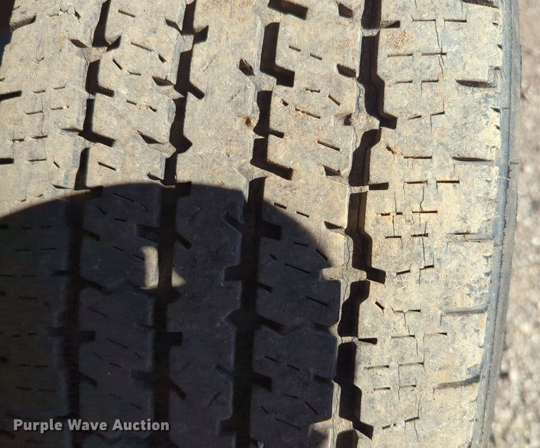 image for item EG2280 2007 Ford E350 mobile command center van