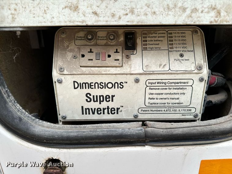 image for item EG6855 2006 International 4300 SBA bucket truck