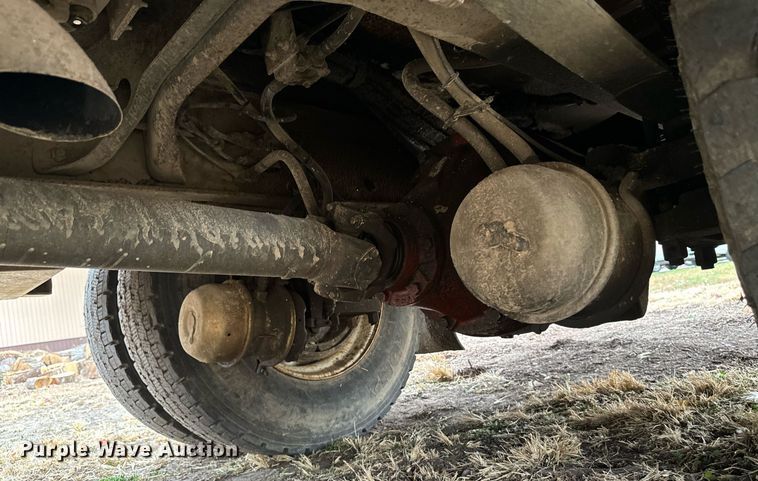 image for item EG6855 2006 International 4300 SBA bucket truck