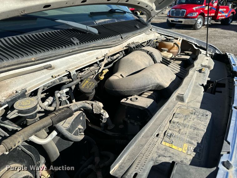 image for item EG6953 2010 El Dorado Aerotech Ford 200 shuttle bus