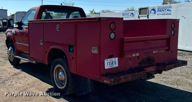 image for item EG6954 2002 Ford F550 utility / service truck