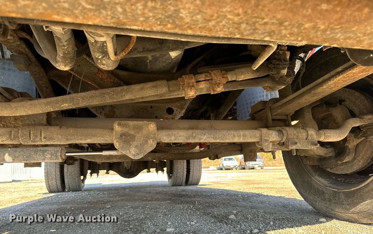 image for item EG6954 2002 Ford F550 utility / service truck