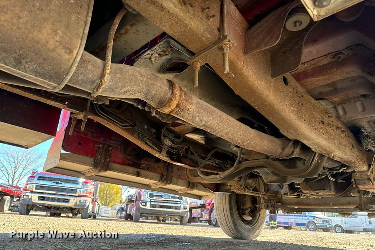 image for item EG6954 2002 Ford F550 utility / service truck