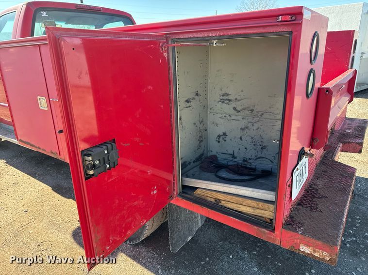 image for item EG6954 2002 Ford F550 utility / service truck