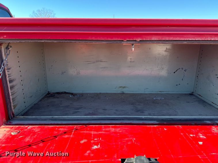 image for item EG6954 2002 Ford F550 utility / service truck